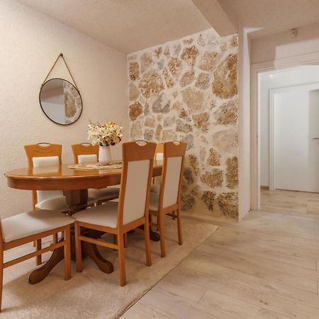 Family Spa Apartments Sunny&Shiny Savnik Esterno foto
