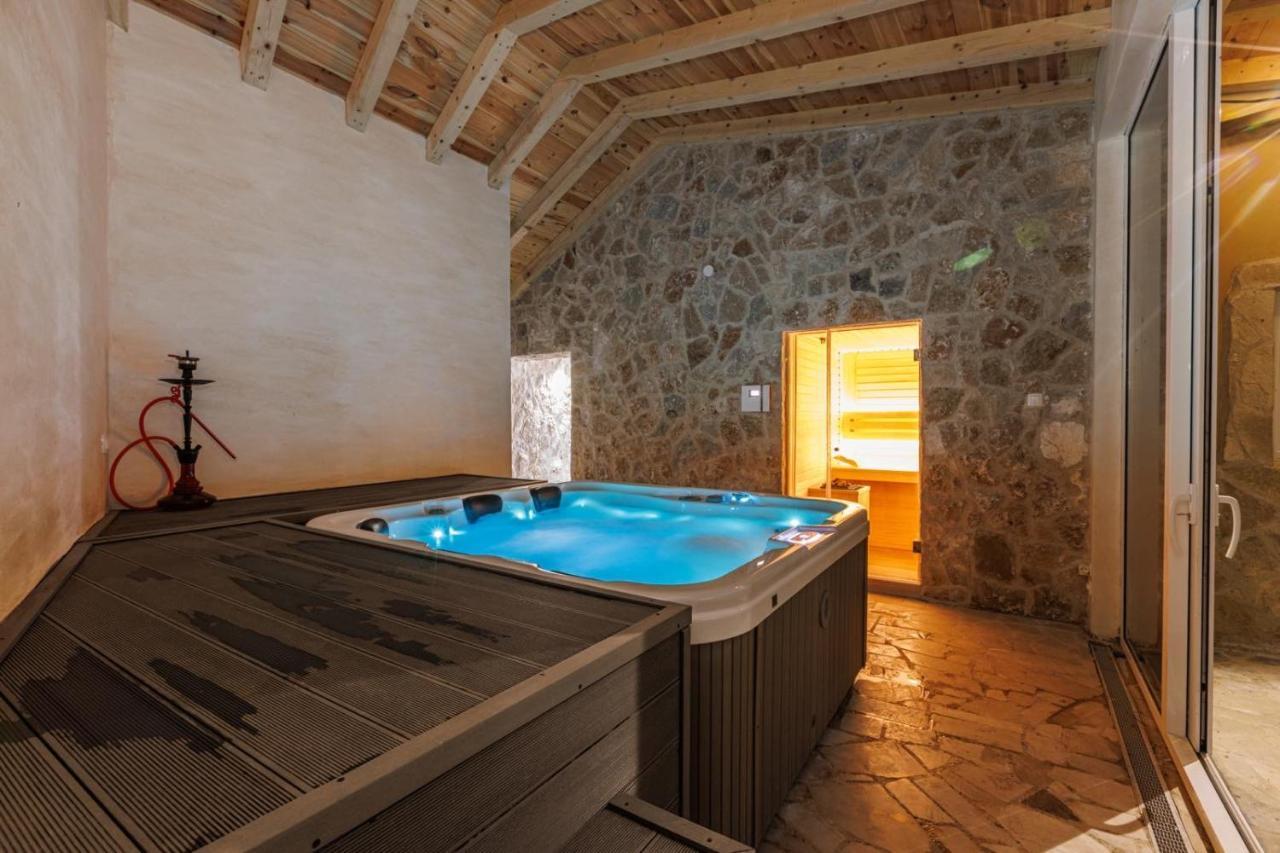 Family Spa Apartments Sunny&Shiny Savnik Esterno foto